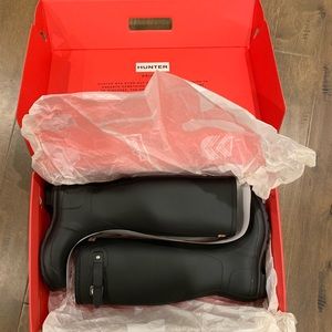 BRAND NEW Matte Black Tall Hunter Boots